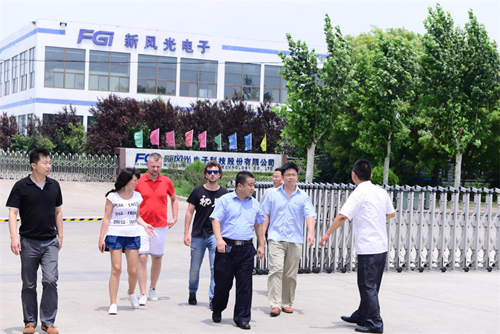 俄罗斯某股份有限公司客人莅临开云电子网页版考察